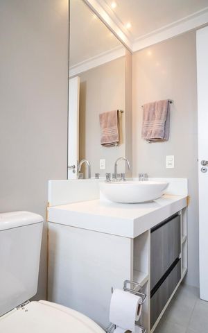 Apartamento à venda com 172m², 3 quartos e 4 vagasBanheiro da suíte 2
