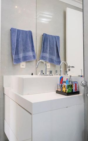 Apartamento à venda com 172m², 3 quartos e 4 vagasBanheiro da suíte 3