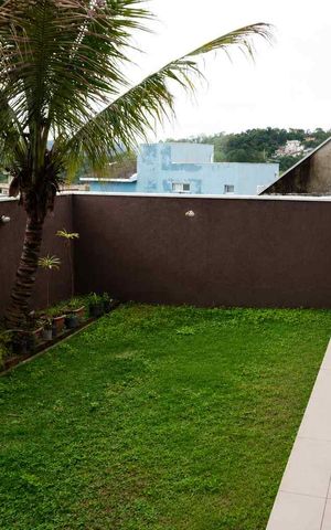 Casa de condomínio para alugar com 248m², 3 quartos e 4 vagas Casa de condomínio para alugar com 248m², 3 quartos e 4 vagasÁrea externa