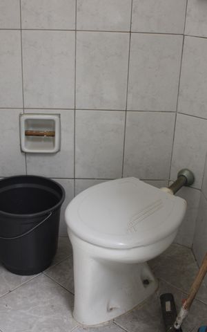 Casa à venda com 120m², 5 quartos e 2 vagasBanheiro 3
