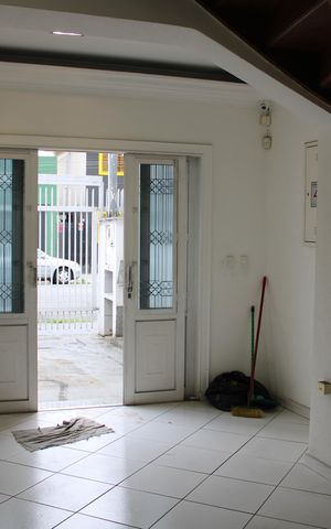 Casa à venda com 120m², 5 quartos e 2 vagasSala 1