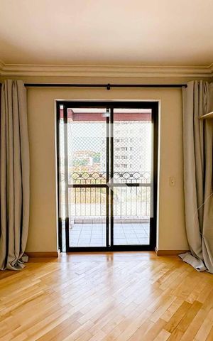 Apartamento à venda com 86m², 3 quartos e 2 vagas Apartamento à venda com 86m², 3 quartos e 2 vagasSala