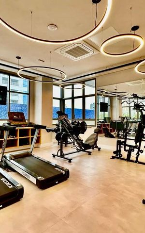 Apartamento à venda com 150m², 3 quartos e 3 vagas Apartamento à venda com 150m², 3 quartos e 3 vagasÁrea comum - Academia