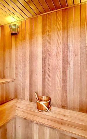 Apartamento à venda com 150m², 3 quartos e 3 vagas Apartamento à venda com 150m², 3 quartos e 3 vagasSauna