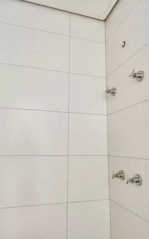 Apartamento à venda com 150m², 3 quartos e 3 vagas Apartamento à venda com 150m², 3 quartos e 3 vagasBanheiro de serviço