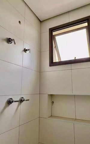 Apartamento à venda com 150m², 3 quartos e 3 vagas Apartamento à venda com 150m², 3 quartos e 3 vagasBanheiro 1