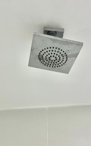 Studio à venda com 26m², 1 quarto e sem vaga Studio à venda com 26m², 1 quarto e sem vagaBanheiro