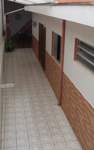 Casa à venda com 200m², 3 quartos e 2 vagasQuintal