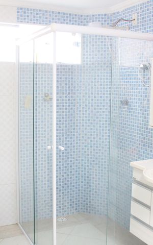 Casa à venda com 200m², 3 quartos e 2 vagasBanheiro 2