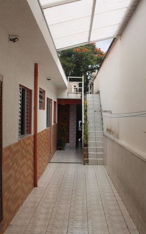 Casa à venda com 200m², 3 quartos e 2 vagasQuintal