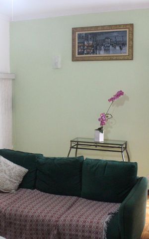 Casa à venda com 200m², 3 quartos e 2 vagasSala