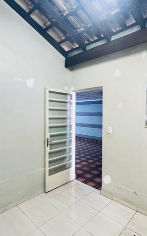 Casa para alugar com 496m², 5 quartos e 8 vagas