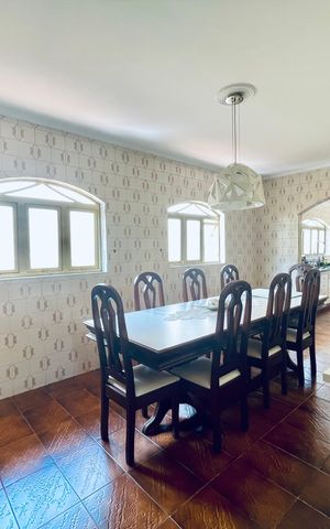 Casa para alugar com 496m², 5 quartos e 8 vagas