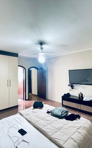 Casa para alugar com 496m², 5 quartos e 8 vagas