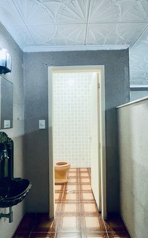 Casa para alugar com 496m², 5 quartos e 8 vagas