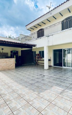 Casa para alugar com 496m², 5 quartos e 8 vagas