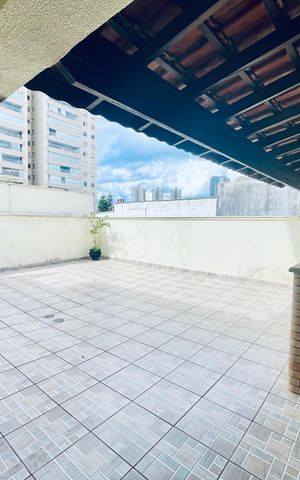 Casa para alugar com 496m², 5 quartos e 8 vagas