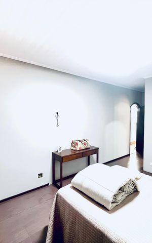 Casa para alugar com 496m², 5 quartos e 8 vagas