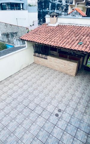 Casa para alugar com 496m², 5 quartos e 8 vagas