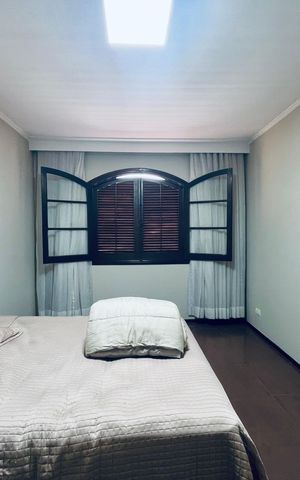 Casa para alugar com 496m², 5 quartos e 8 vagas