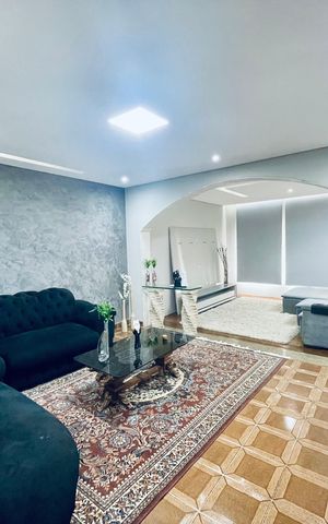 Casa para alugar com 496m², 5 quartos e 8 vagas