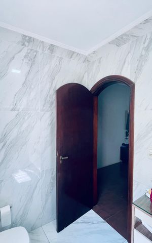Casa para alugar com 496m², 5 quartos e 8 vagas