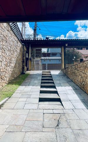Casa para alugar com 496m², 5 quartos e 8 vagas