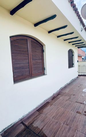 Casa para alugar com 496m², 5 quartos e 8 vagas