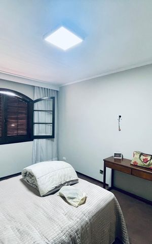Casa para alugar com 496m², 5 quartos e 8 vagas