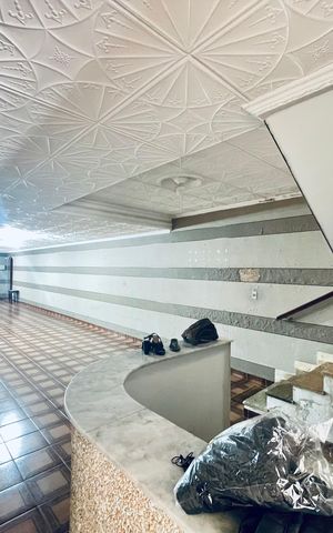 Casa para alugar com 496m², 5 quartos e 8 vagas