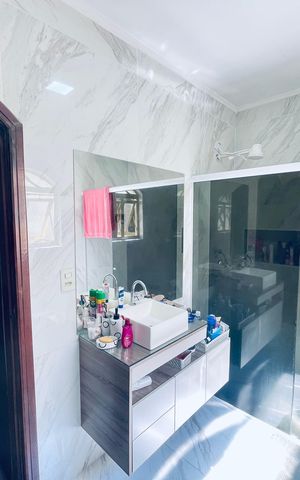 Casa para alugar com 496m², 5 quartos e 8 vagas