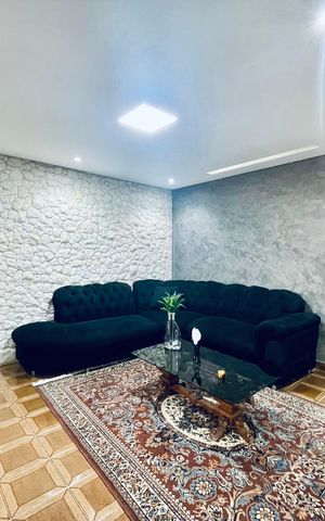 Casa para alugar com 496m², 5 quartos e 8 vagas