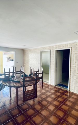 Casa para alugar com 496m², 5 quartos e 8 vagas
