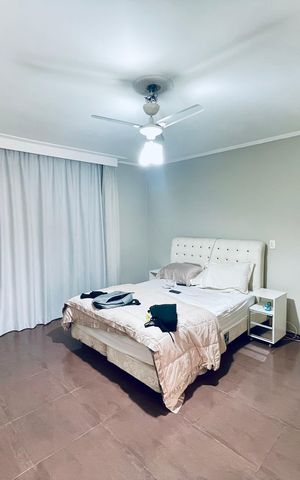 Casa para alugar com 496m², 5 quartos e 8 vagas