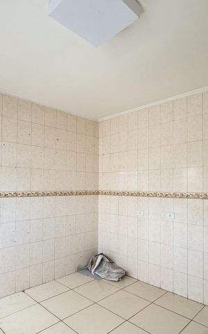 Casa para alugar com 70m², 4 quartos e 2 vagas Casa para alugar com 70m², 4 quartos e 2 vagasCozinha
