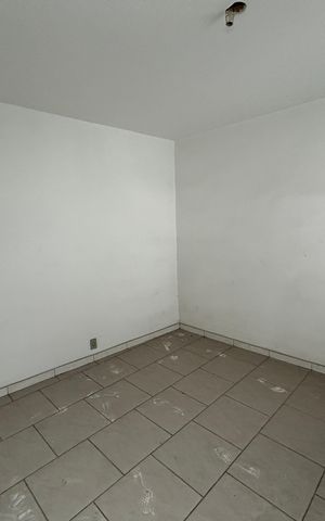 Apartamento à venda com 140m², 1 quarto e sem vagaQuarto