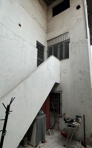 Apartamento à venda com 140m², 1 quarto e sem vagaÁrea externa