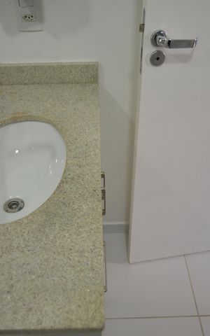 Apartamento à venda com 68m², 2 quartos e 1 vagaBanheiro Social