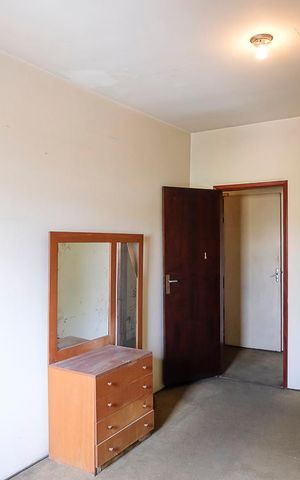 Casa à venda com 303m², 5 quartos e 3 vagasQuarto 3 casa 2