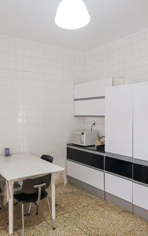 Casa à venda com 303m², 5 quartos e 3 vagasCozinha casa 1