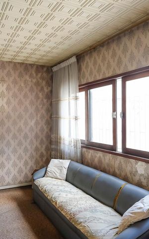 Casa à venda com 303m², 5 quartos e 3 vagasSala casa 2
