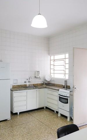Casa à venda com 303m², 5 quartos e 3 vagasCozinha casa 1