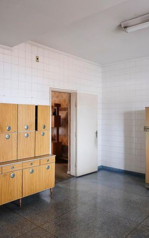 Casa à venda com 303m², 5 quartos e 3 vagasCozinha casa 2