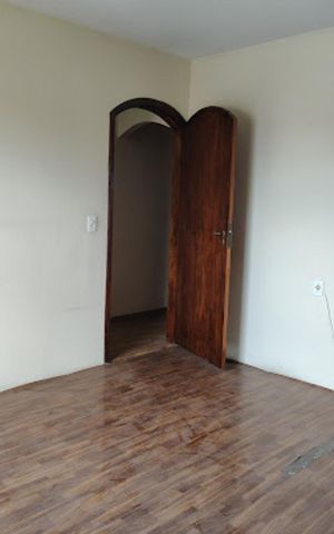 Casa à venda com 147m², 4 quartos e 2 vagas Casa à venda com 147m², 4 quartos e 2 vagasQuarto