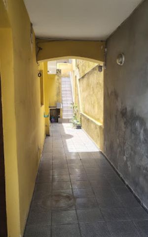 Casa à venda com 147m², 4 quartos e 2 vagas Casa à venda com 147m², 4 quartos e 2 vagasÁrea externa