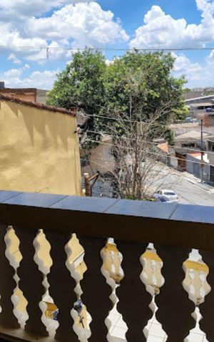 Casa à venda com 147m², 4 quartos e 2 vagas Casa à venda com 147m², 4 quartos e 2 vagasÁrea externa