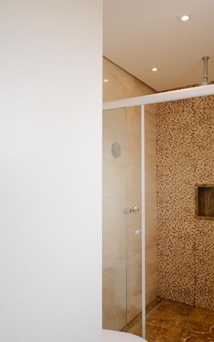 Apartamento à venda com 100m², 3 quartos e 2 vagasBanheiro da Suíte 2