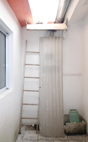 Casa para alugar com 250m², 5 quartos e 1 vagaÁrea de circulação