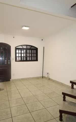 Casa para alugar com 250m², 5 quartos e 1 vagaSala