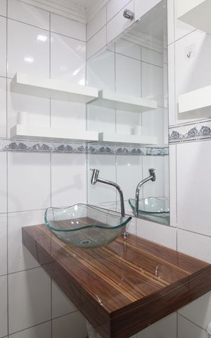 Casa para alugar com 250m², 5 quartos e 1 vagaBanheiro